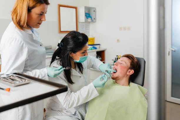 Best Emergency Gum Treatment in Fortville, IN